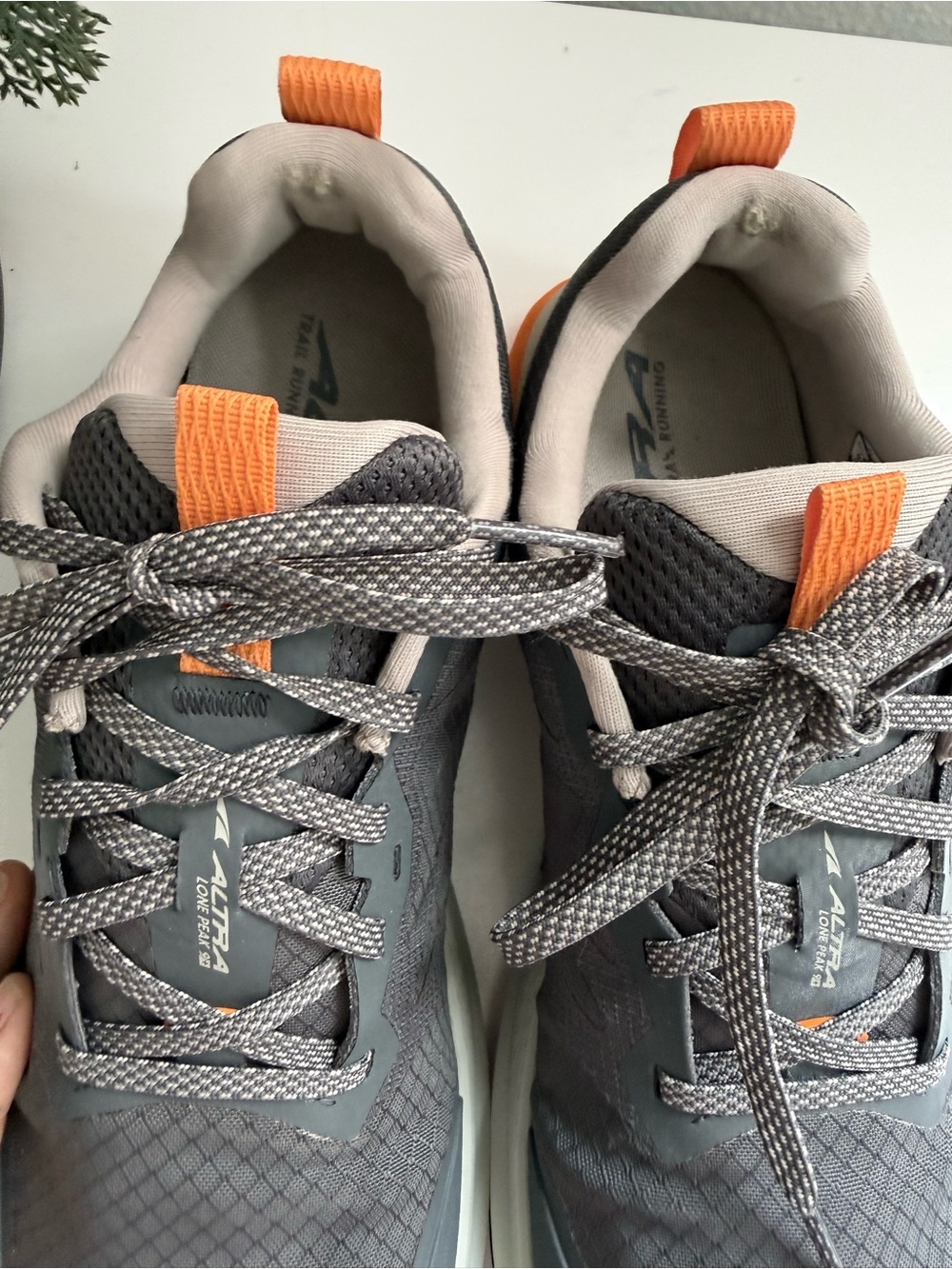 Altra lone peak 9 Men size 10 Gray Trail Running Shoes with Orange Accents - Picture 4 of 10